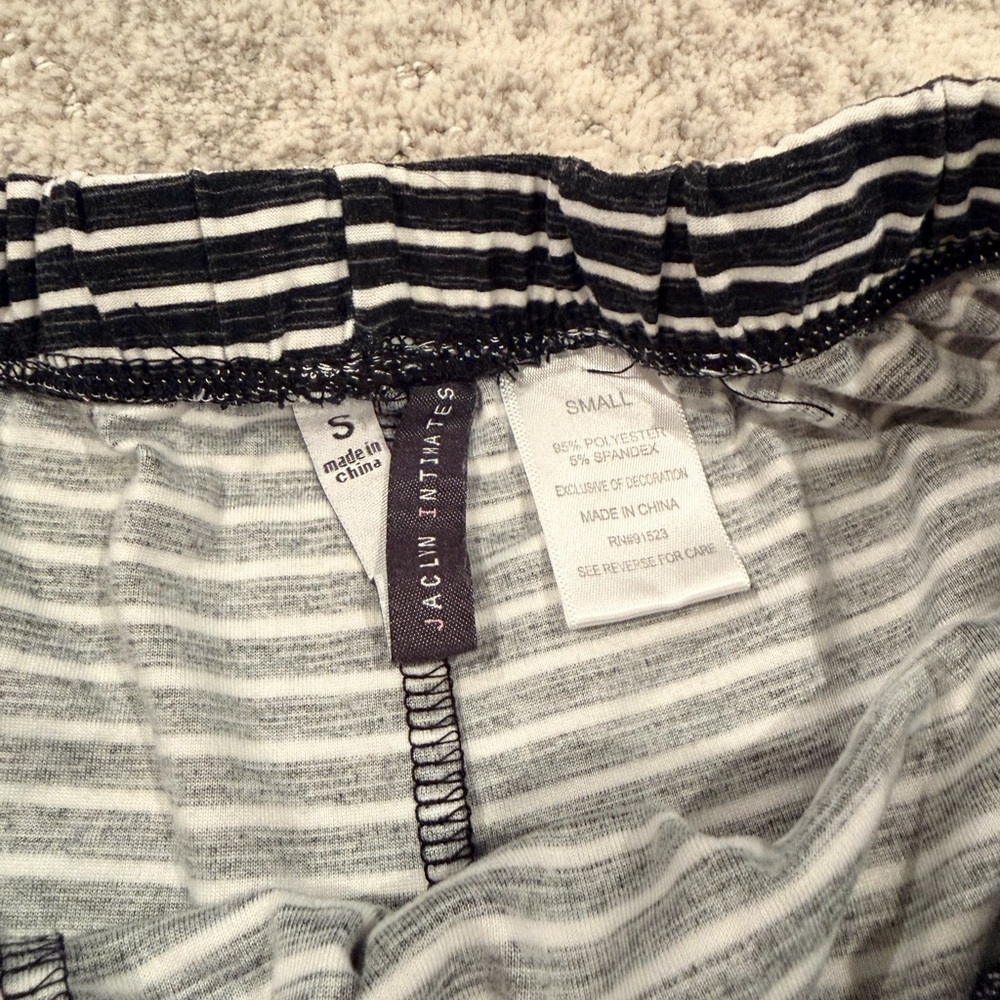 Sleep Shorts - Picture 3 of 3